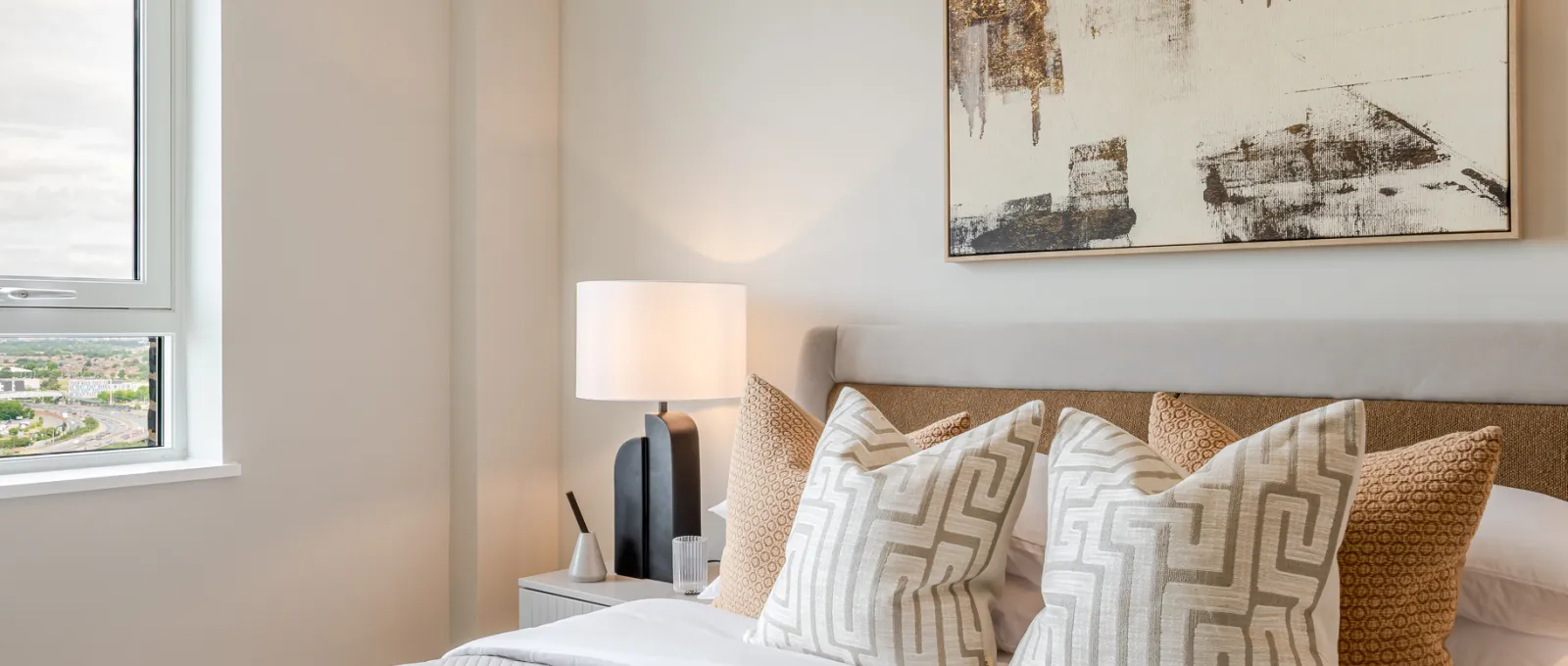 Dagenham Green, one bedroom show home, bedroom close up