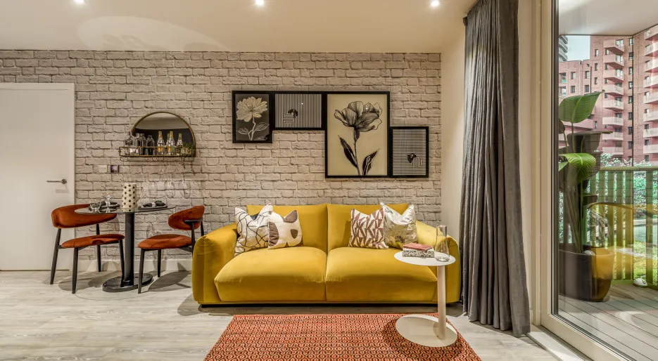 Dagenham green show apartment 9