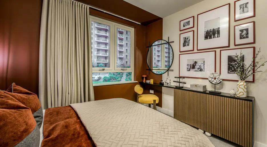 Dagenham Green 1 bed show apartment