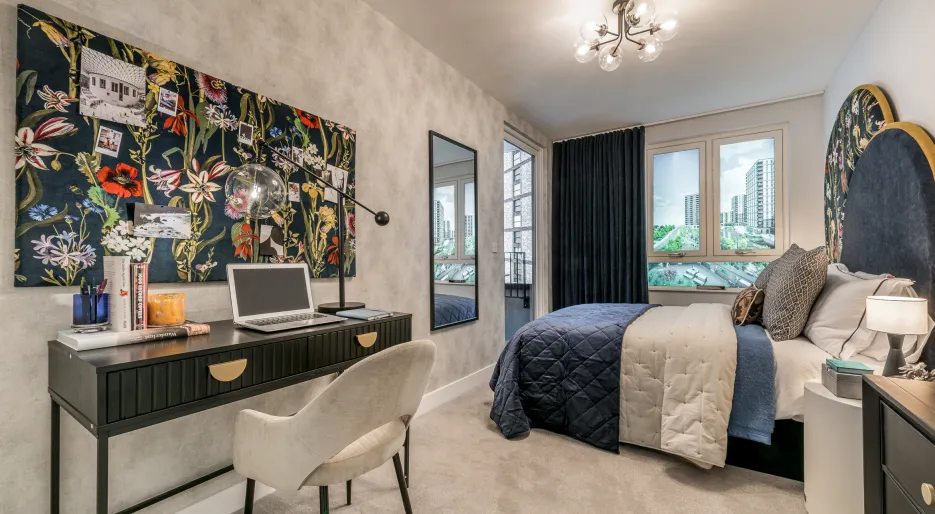 Dagenham Green 2 bed show apartment