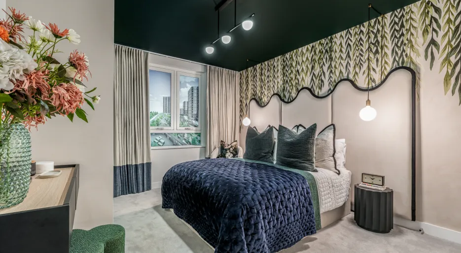 Dagenham Green 2 bed show apartment