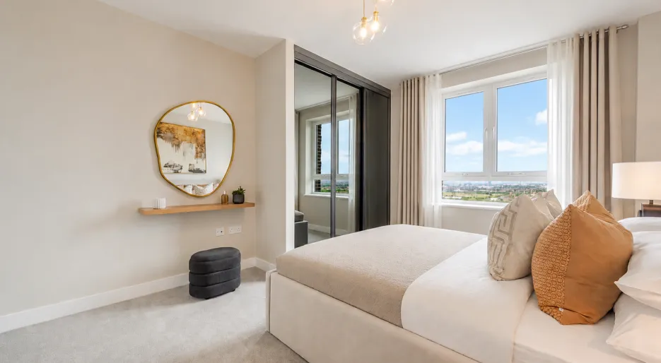 Dagenham Green, 2 bed show home, Principal Bedroom 