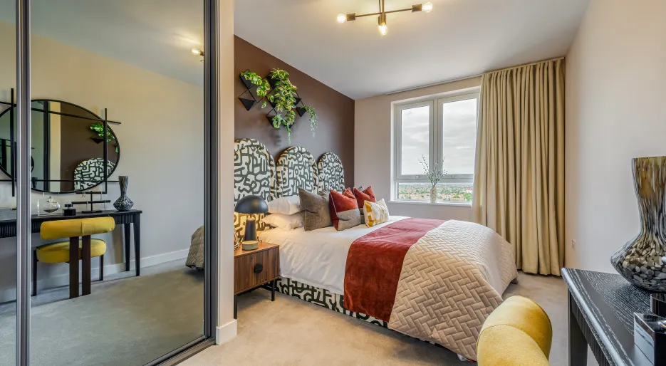 Dagenham Green, Bedroom