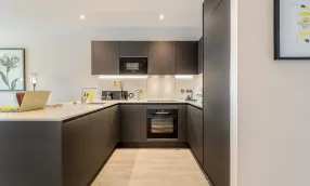 Apartment 646, the Liberty Kitchen
