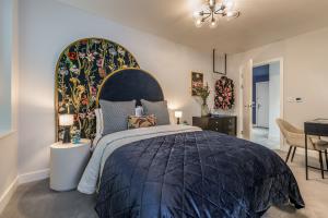 Dagenham Green 2 bed show apartment