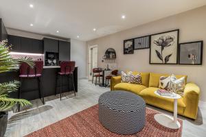 Dagenham Green 1 bed show apartment