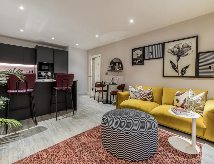 Dagenham Green 1 bed show apartment