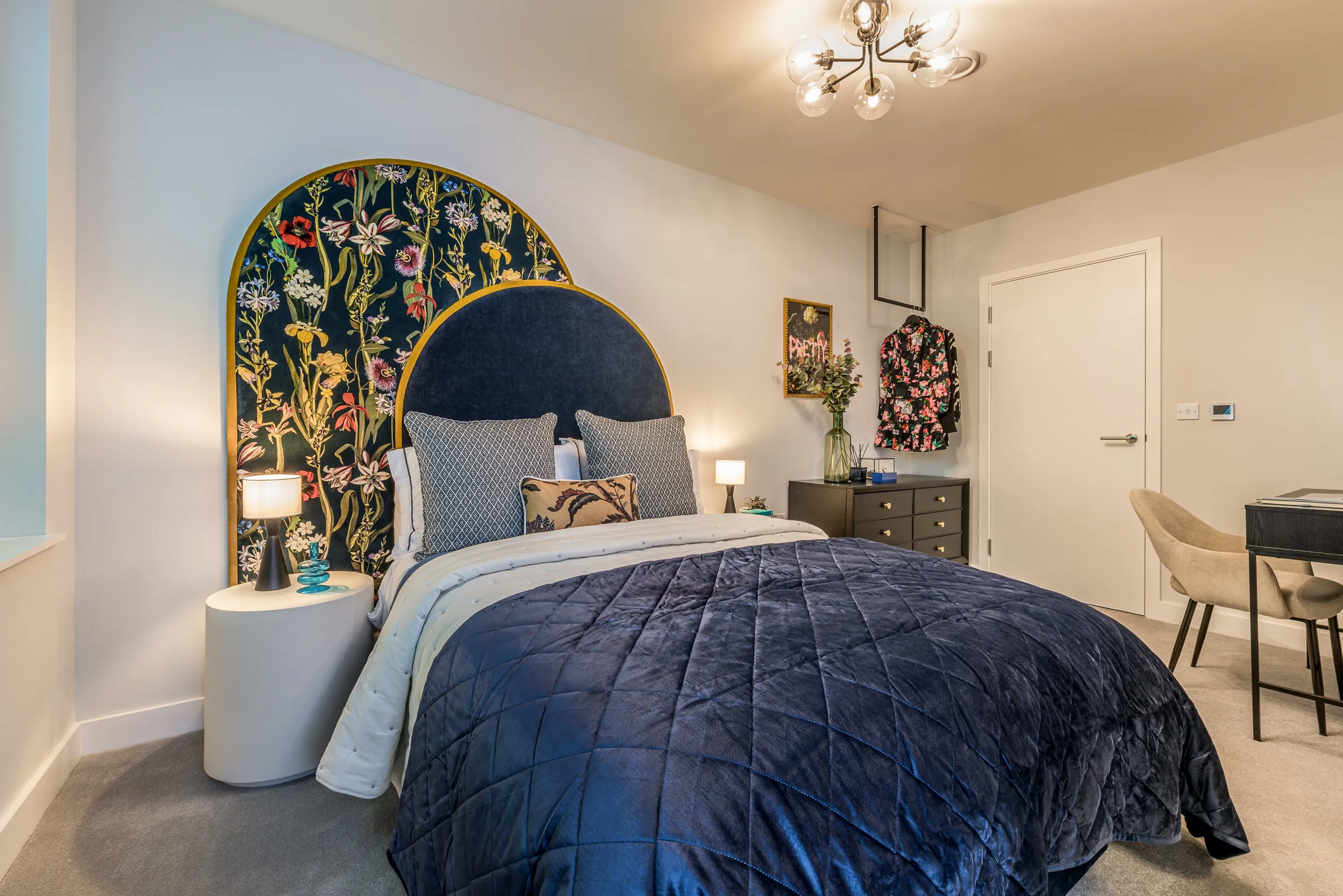 Dagenham Green, 2 bed 2 bath - Principal